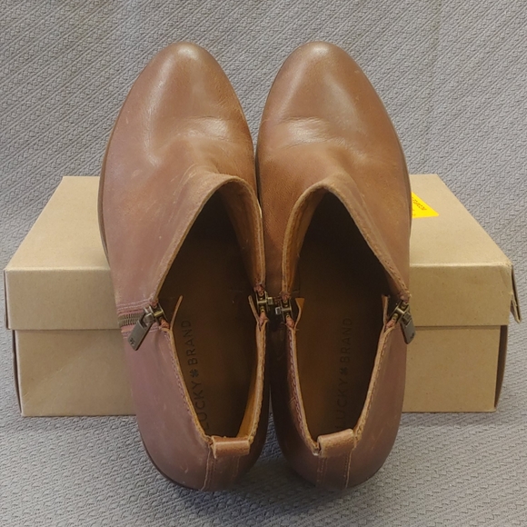 Lucky Brand Basel leather Bootie Toffee-10 - Picture 3 of 16